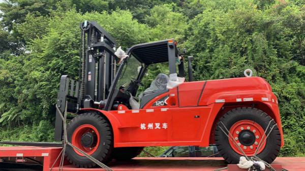 內(nèi)燃叉車動力不足？機(jī)油要保養(yǎng)！